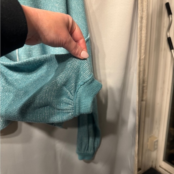 SO Boxy Sweater, balloon sleeves, blue, Size medium - Picture 8 of 9